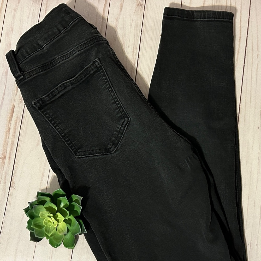 eunina Bella Super High Rise Skinny Ankle size 9